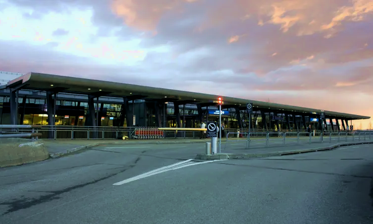 Αεροδρόμιο Trondheim Værnes